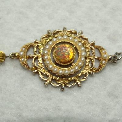 Gorgeous Gold Tone Pearl Pendant w/Opal Like Center Stone
