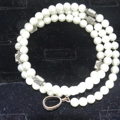 Pearl Silver Tone Wire Wrap Bracelet