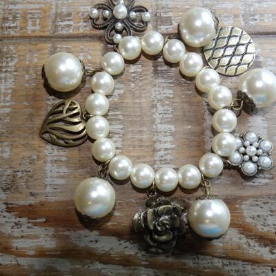 Fun Faux Pearl Stretch Bracelet, Heart, Flowers, Roses