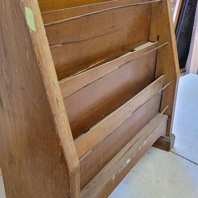 Lot 169: Vintage Magazine or Book Display Rack Shelf