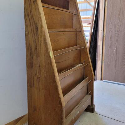 Lot 169: Vintage Magazine or Book Display Rack Shelf