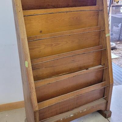 Lot 169: Vintage Magazine or Book Display Rack Shelf