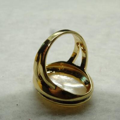 Mother of Pearl Gold Tone Ring