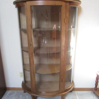 LOT 2  CURVED GLASS DISPLAY CASE