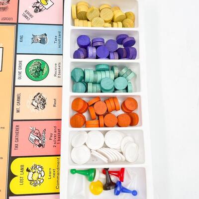 1966 CADACO â€œTEN COMMANDMENTS BIBLE GAMEâ€ BOARD GAME
