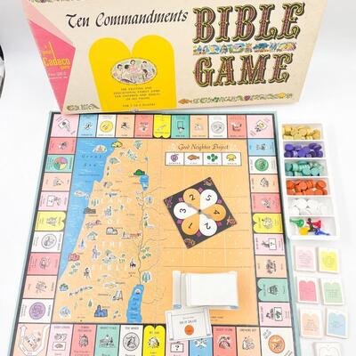 1966 CADACO â€œTEN COMMANDMENTS BIBLE GAMEâ€ BOARD GAME