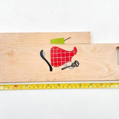 VINTAGE CUTTING BOARD W/BUILT-IN KNIFE