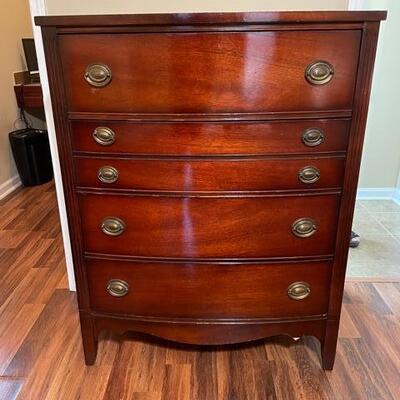Vintage Dixie Furniture 4 drawer Chest of Drawers