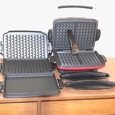 George Foreman Grill w/accessories