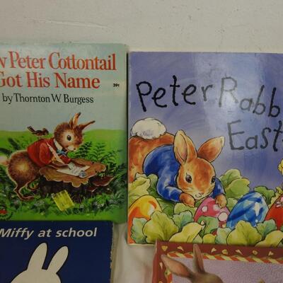 13 Kids Bunny Books, Sweet Pickles The Great Race, Peter Rabbit - Vintage