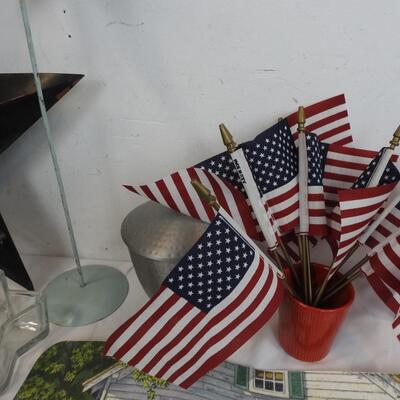 15+ Patriotic Decor, Stars, American Flags, Sparklers, Bag