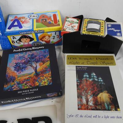 10 pc Games and Puzzles: Automatic Card Shuffler, Balloon Architecture