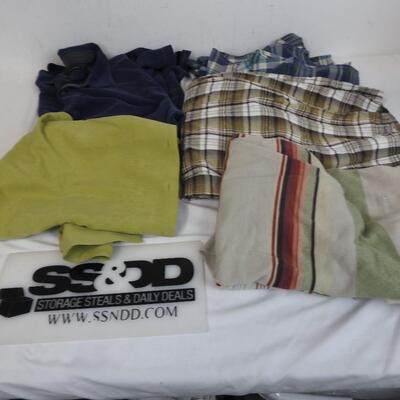 5 Pieces of Men's Clothing, XL, 2 Sweaters, 3 Shirts, Old Navy