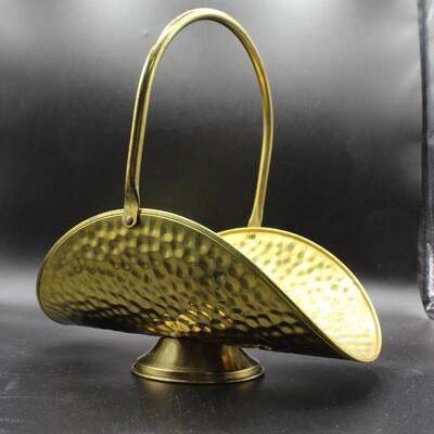 Vintage Made in Holland Hammered Brass Kindling Decorative Basket