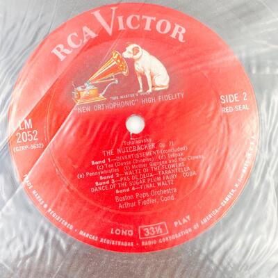 BOSTON POPS ORCHESTRA â€œTCHAIKOVSKY: THE NUTCRACKERâ€ LM-2052 VINYL RECORD