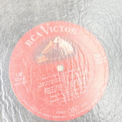 â€œTHE BEST OF CARUSOâ€ LM-6056 VINYL RECORD