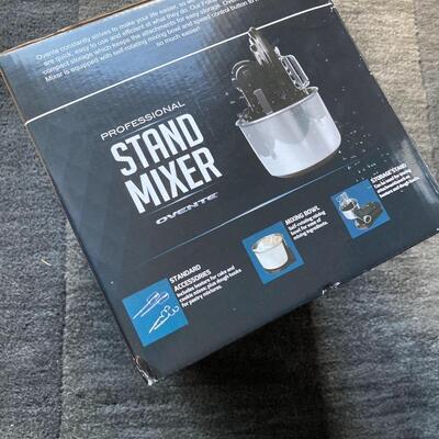 OVENTE Professional Stand Mixer in Original Box