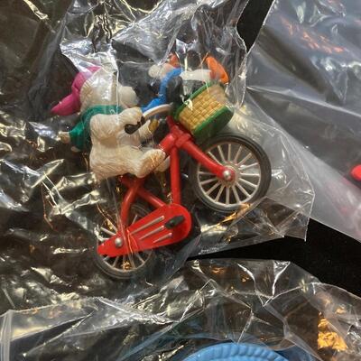 3 pc Hallmark Ornament Lot with Snoopy