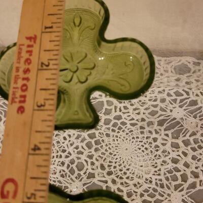 Lot 175: Vintage Green Glass Club, Spade, Heart and Diamond Little Dishes