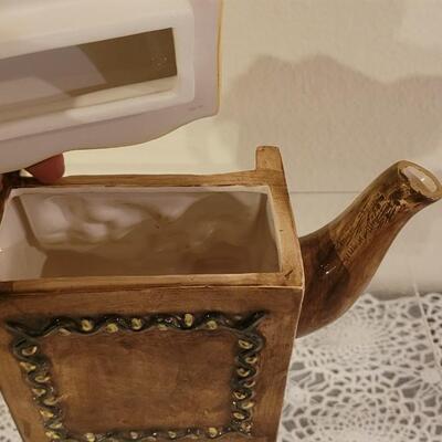 Lot 178: 'Antique Stall' Porcelain Teapot