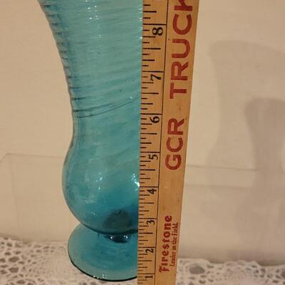 Lot 179: Vintage Blue Glass Vase