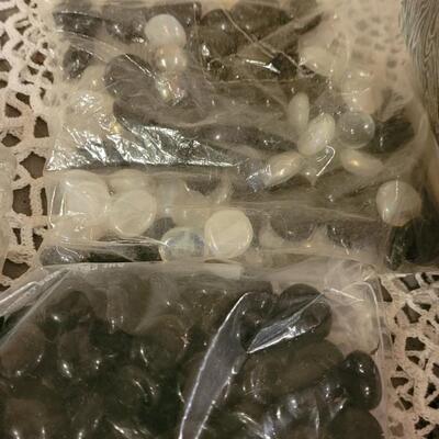 Lot 182: Glass Stones & Rocks for Floral Arrangements and Deco