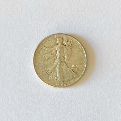 LOT#5: 1944 Walking Liberty Half Dollar ( 90% Silver)