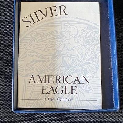 LOT#136: 2001 American Silver Eagle Proof