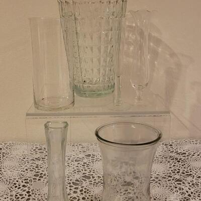 Lot 184: Vase Lot (5)