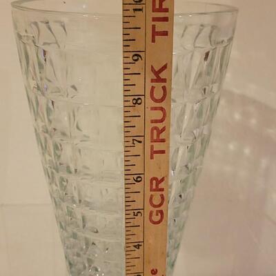 Lot 184: Vase Lot (5)