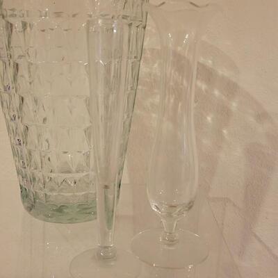 Lot 184: Vase Lot (5)