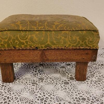 Lot 193: Antique Foot Stool