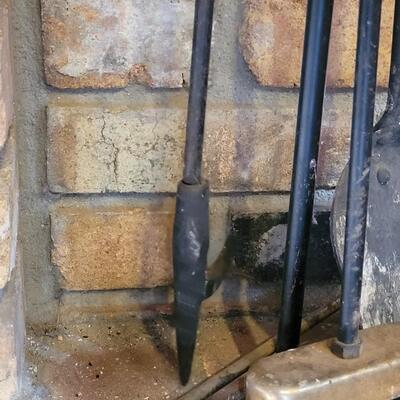 Lot 194: Vintage Fireplace Set