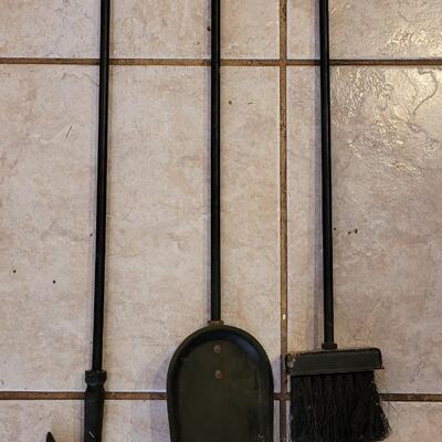 Lot 196: Vintage Fireplace Tool Set without the Stand
