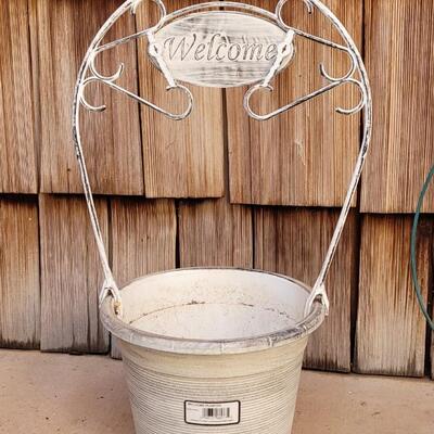 Lot 216: Vintage Plastic Welcome Basket and Green Metal Basket