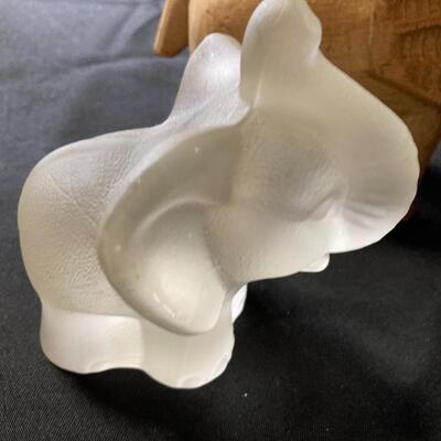 Pair of Elephant Figurines