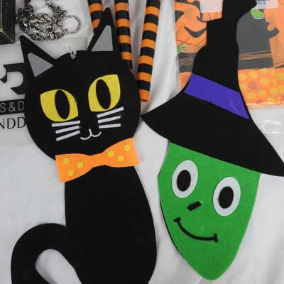 13 pc Halloween Decor: Trick Or Treat Basket, Felt Cat and Witch