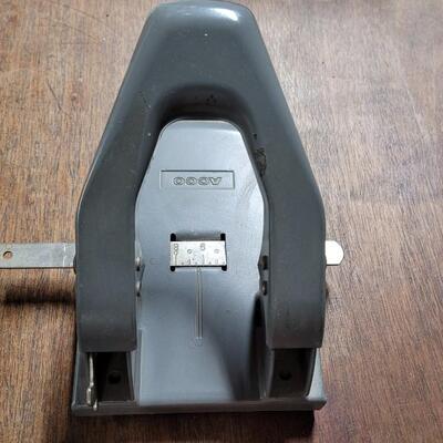 Lot 223: Hole Punches, Stapler and Staples