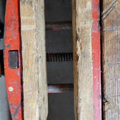 Lot 231: Vintage Wilton Woodworking Bench Vise - Undermount