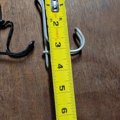 Lot 253: Vintage Metal Black & White Hooks Lot