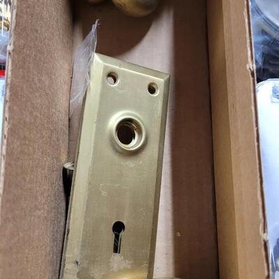 Lot 257: Doorknob and Lock Sets