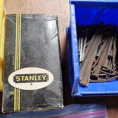 Lot 259: Nails & Screws Lot