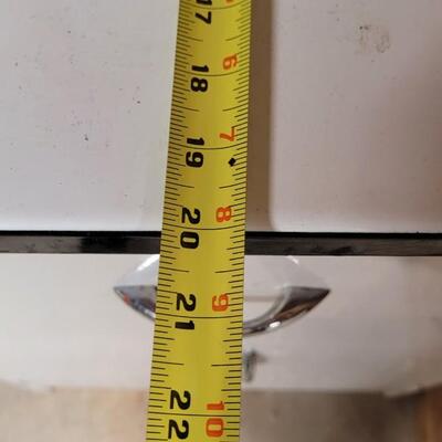 Lot 265: VINTAGE IMPCO METAL KITCHEN CABINET CUPBOARD WORK STATION CHICAGO UNION MADE