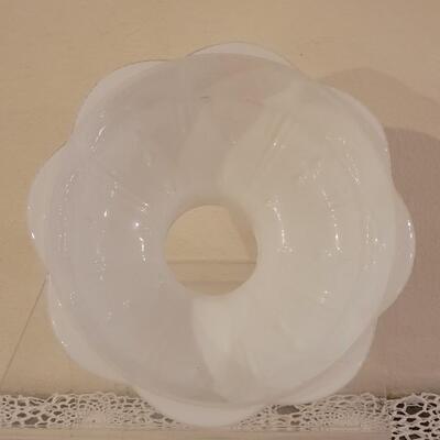 Lot 276: Vintage Milk Glass Shade