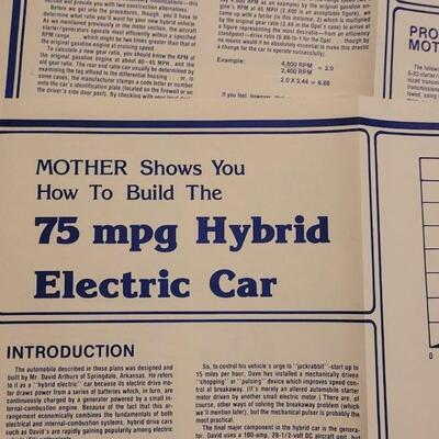 Lot 297: Vintage MOTHER'S Building and Electric Car Complete 4 Posters
