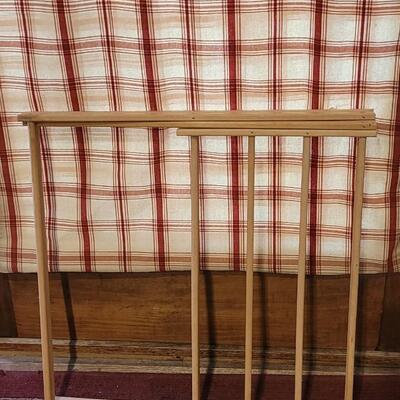 Lot 301: Vintage Hanging Rack
