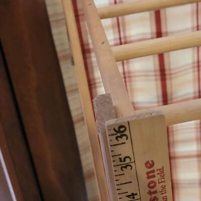 Lot 301: Vintage Hanging Rack