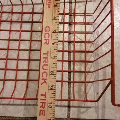 Lot 302: (3) Metal Under Shelf Baskets and (1) White Metal Riser