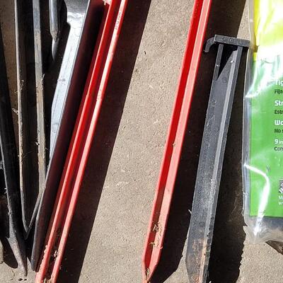 Lot 308: Stakes, Ropes, Strings and Survey Flags