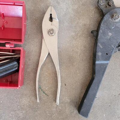 Lot 313: Vintage Tool Bench Lot